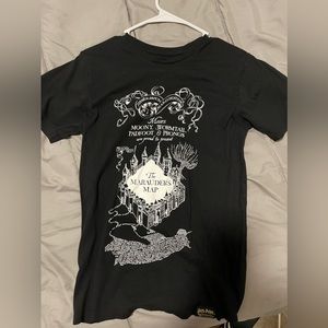 Harry Potter Exhibit Tee Men’s Small